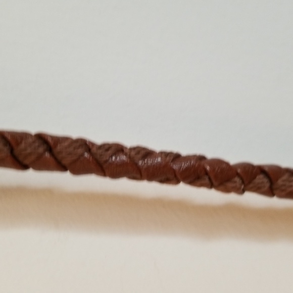 Sakroots Convertible Crossbody Bag w/Free Wallet - Picture 3 of 15